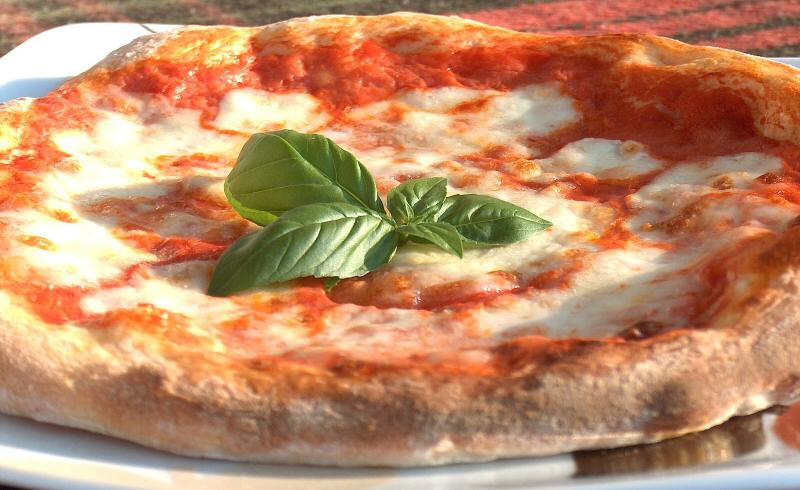 La auténtica pizza napolitana - Estilo Salta